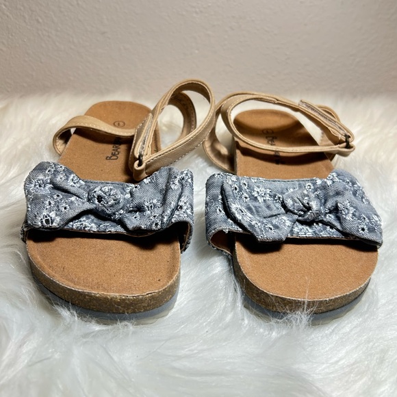 BearPaw Girls' Genesis Ankle Strappy Sandals Size 1 - Picture 3 of 8